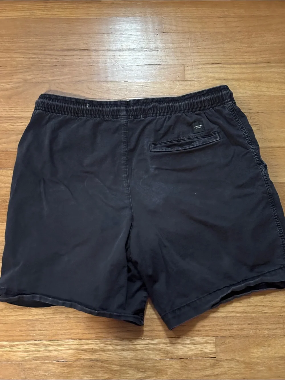 American Eagle Men's Casual shorts with Elastic Waist and Drawstring